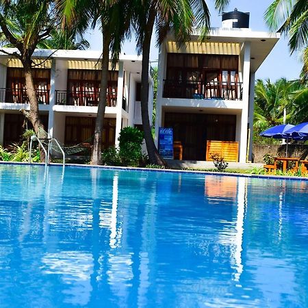 High Park Hotel Нилавели Экстерьер фото